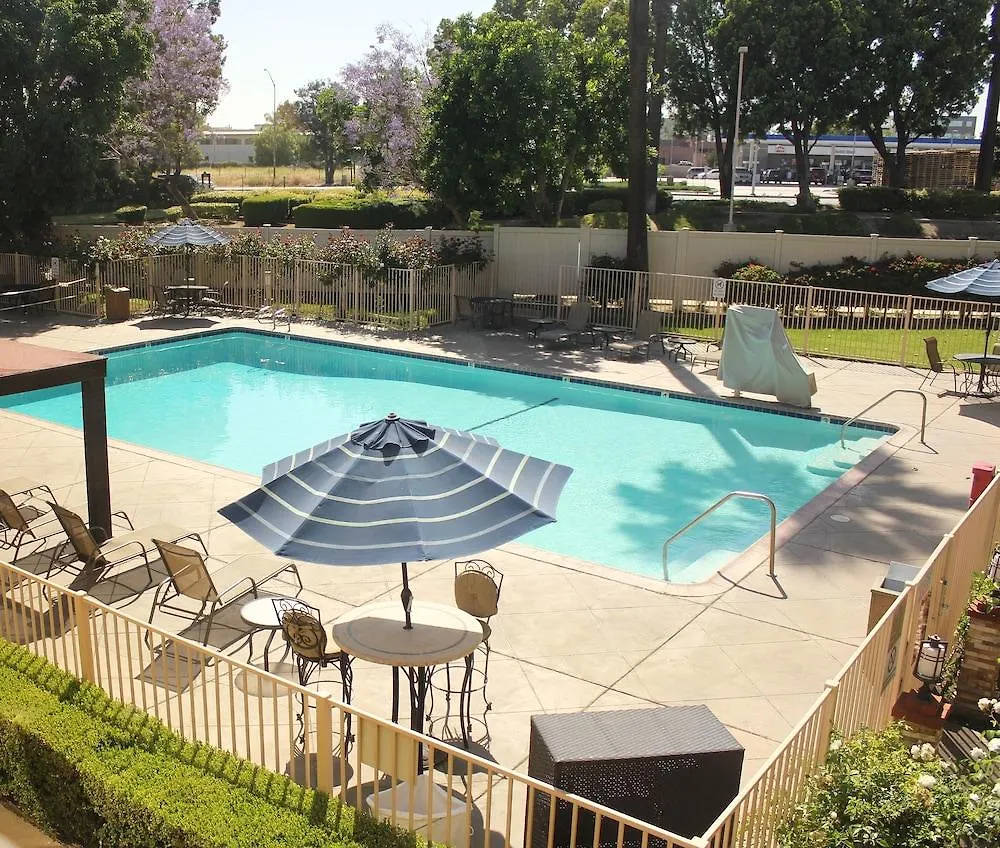 Hotel Ontario Airport Hotel&Conference Center