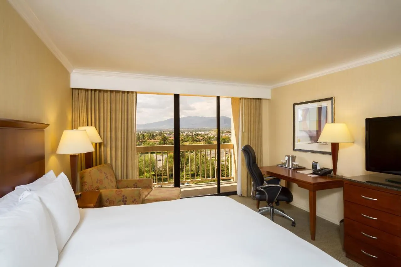 Hotel Ontario Airport Hotel&Conference Center